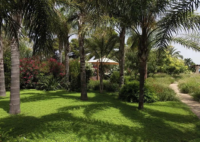 Sant Efis Hotel